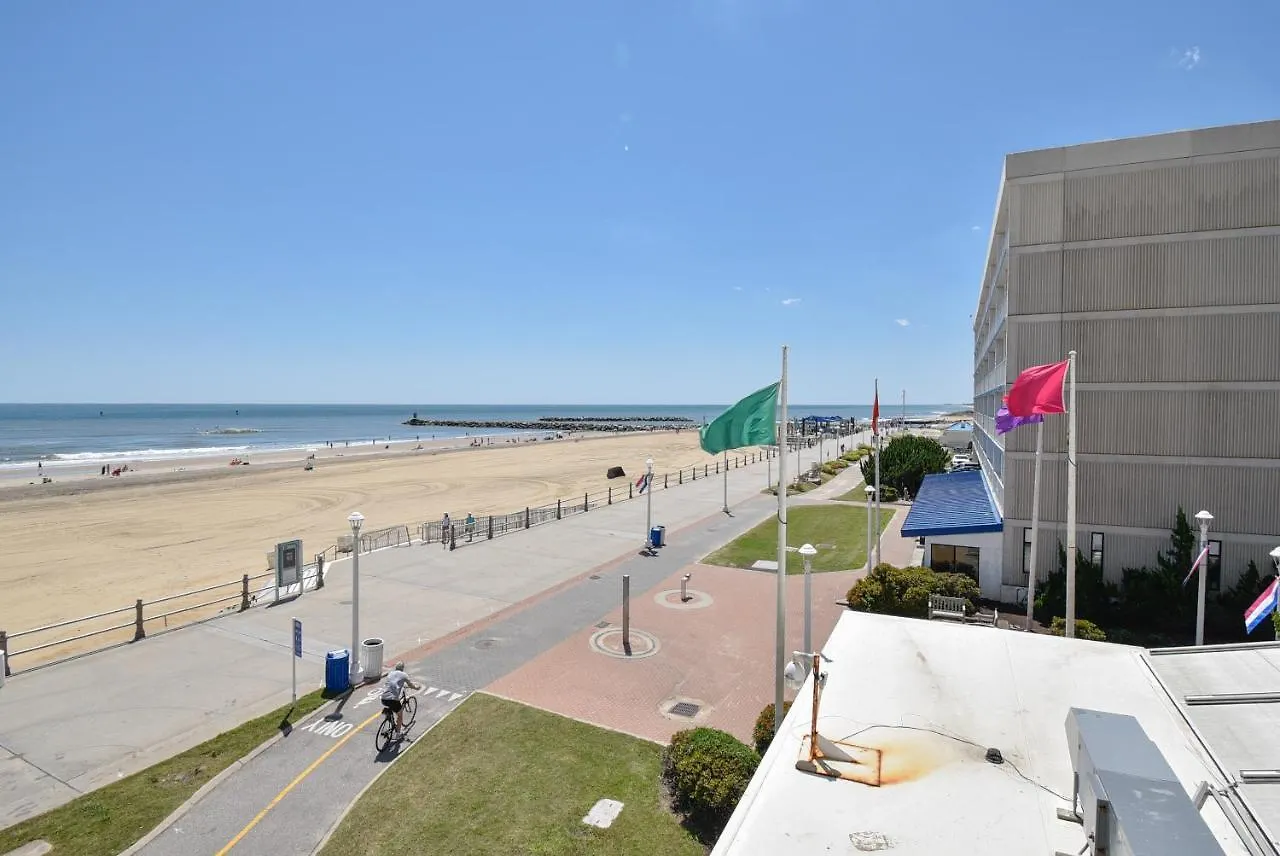 Dolphin Run Oceanfront Suites Virginia Beach