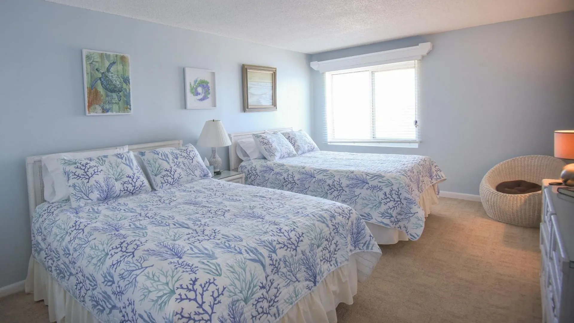 Dolphin Run Oceanfront Suites Virginia Beach