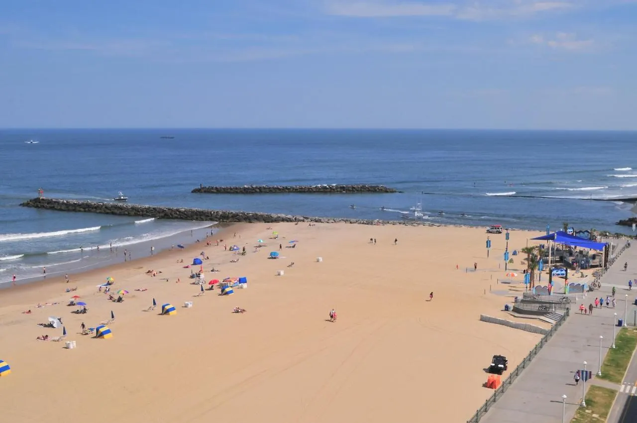 Dolphin Run Oceanfront Suites Virginia Beach 0*,