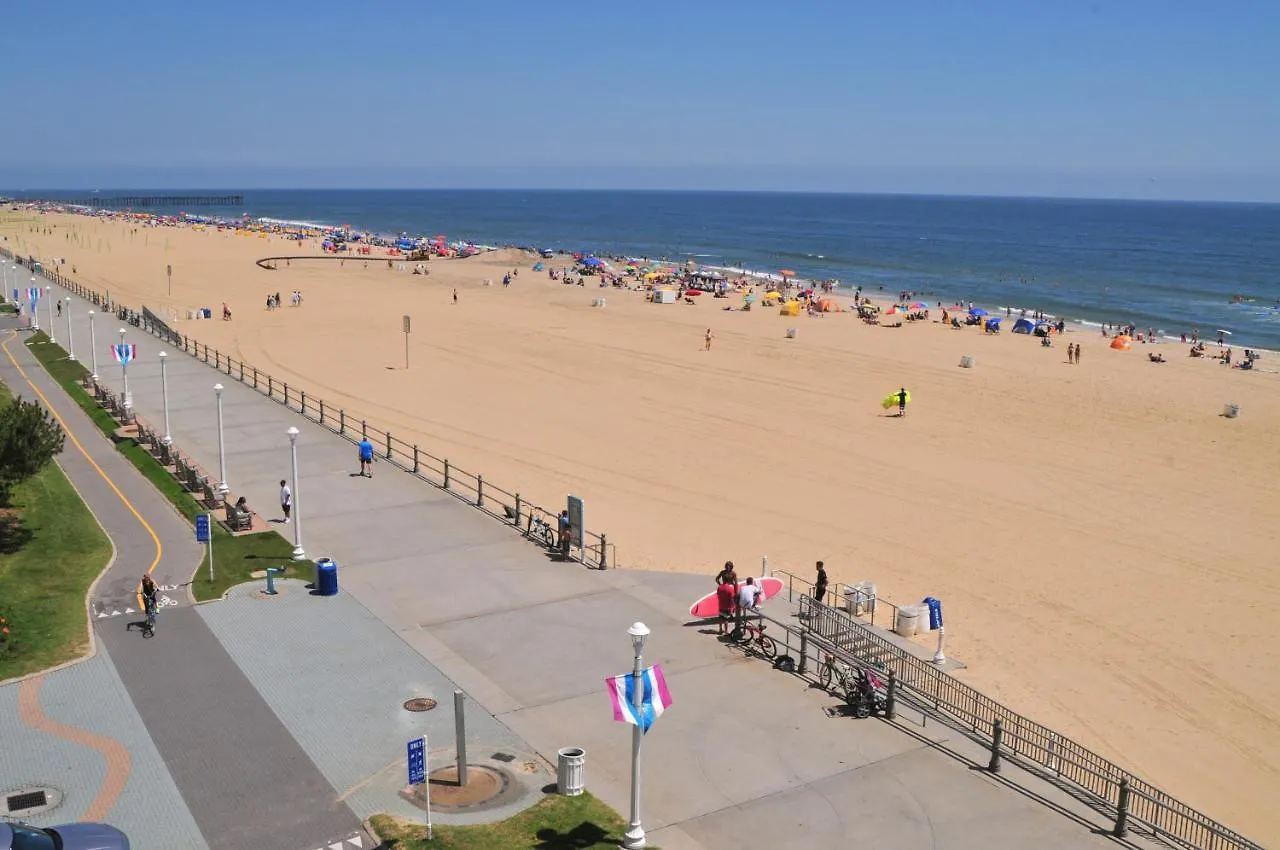 Dolphin Run Oceanfront Suites Virginia Beach