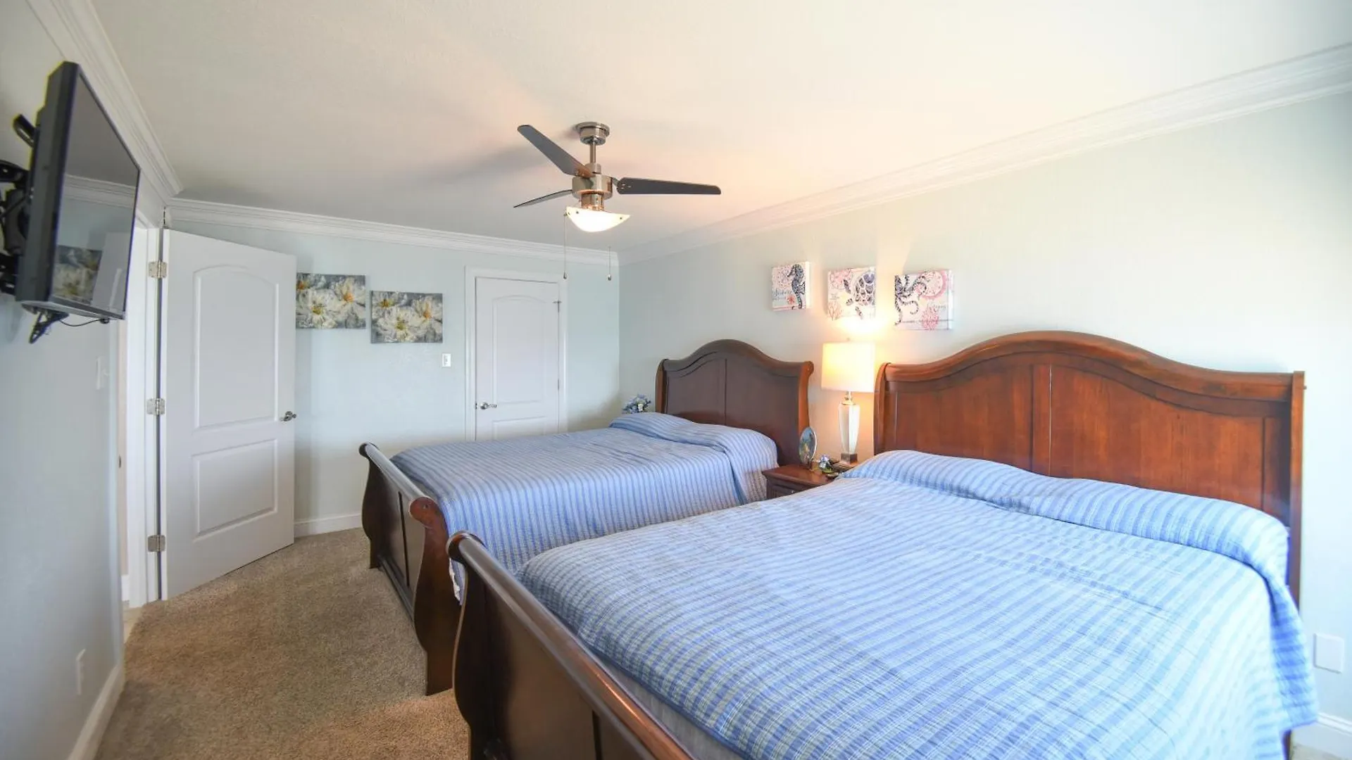Apartment Dolphin Run Oceanfront Suites Virginia Beach USA