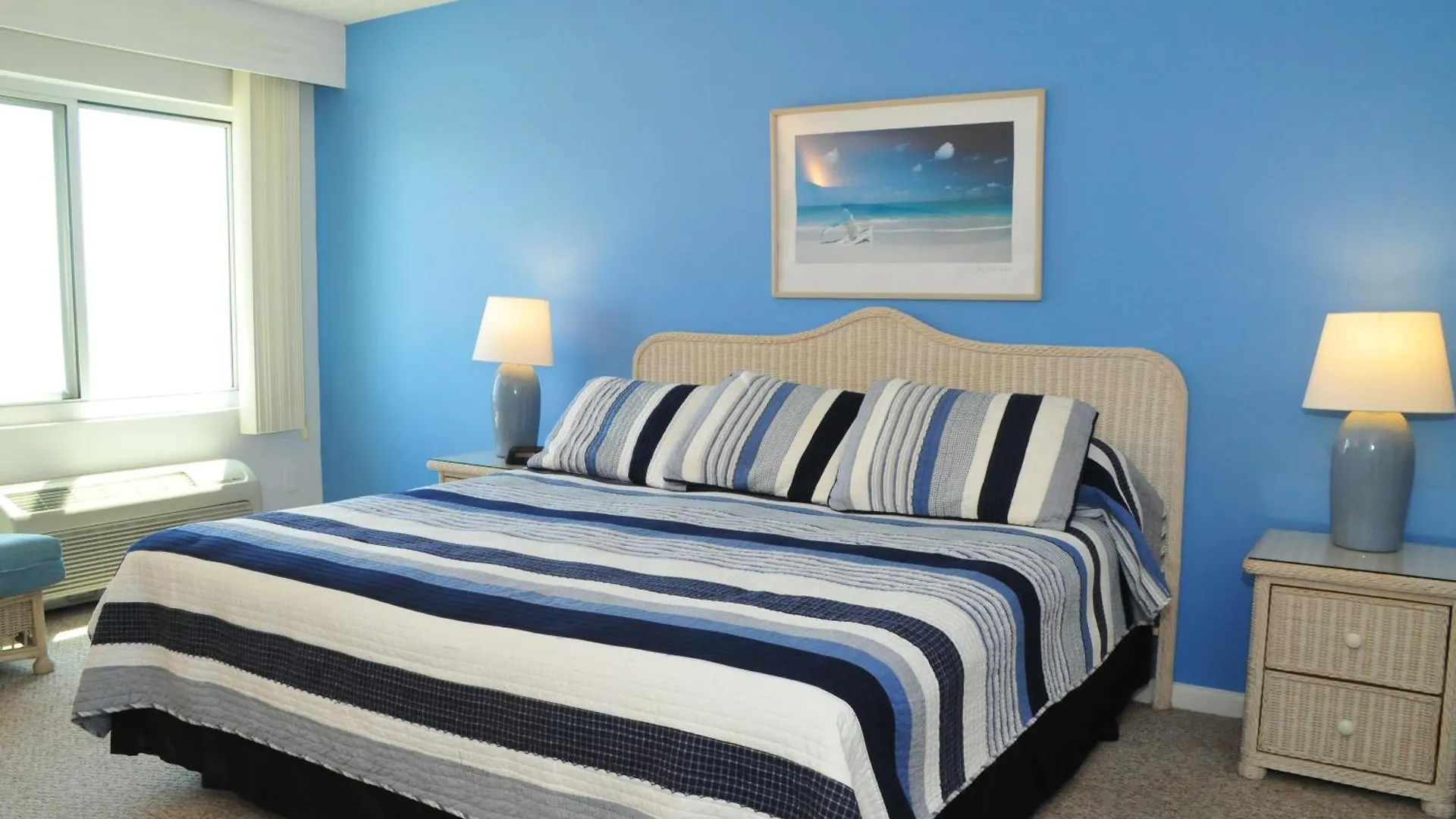 Dolphin Run Oceanfront Suites Virginia Beach USA