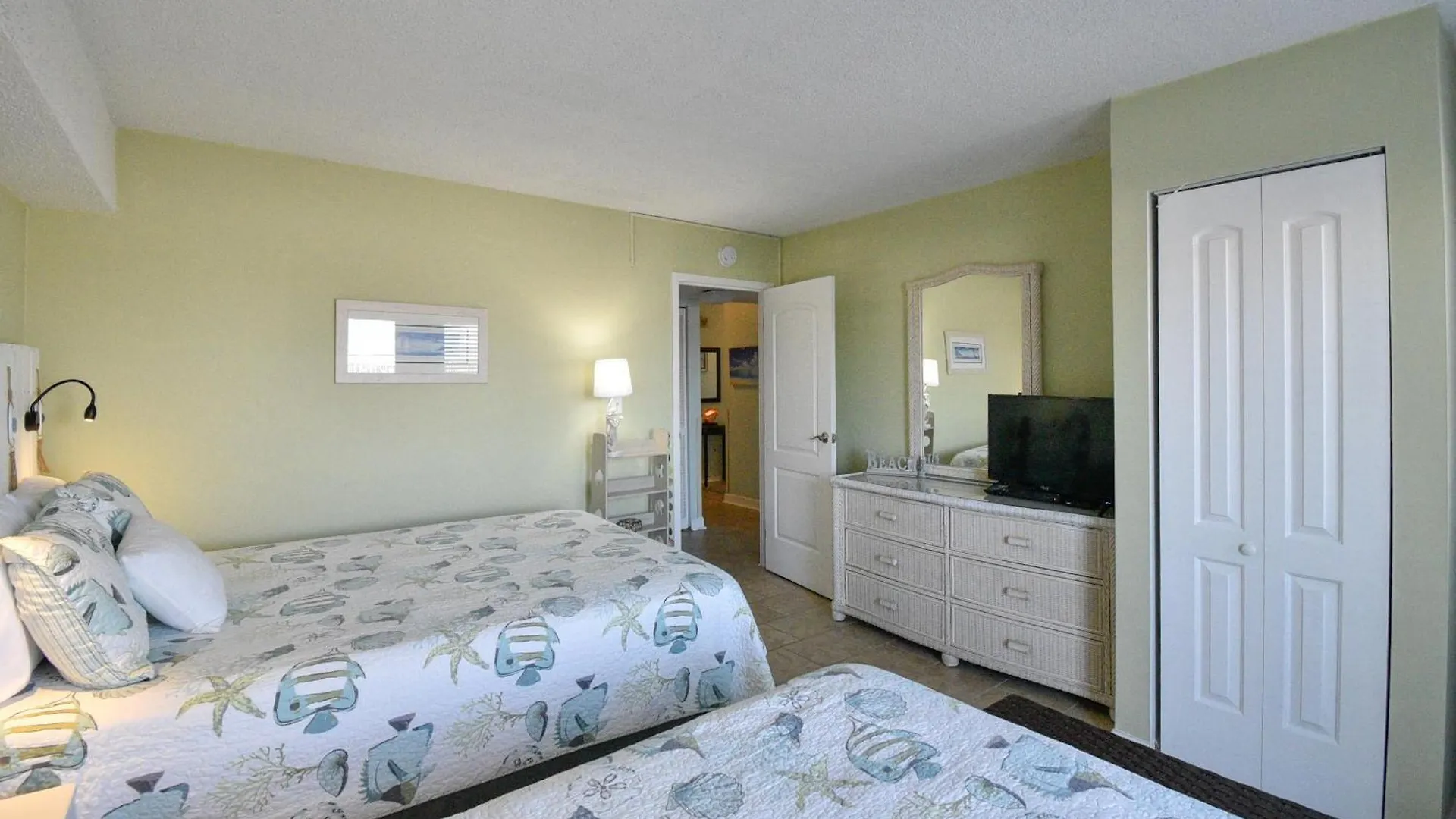 Apartment Dolphin Run Oceanfront Suites Virginia Beach