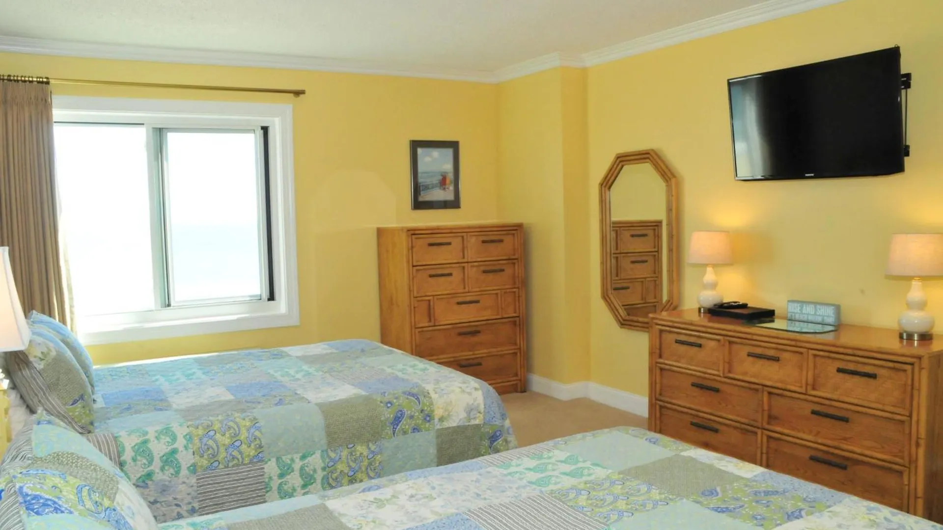 Dolphin Run Oceanfront Suites Virginia Beach Apartment