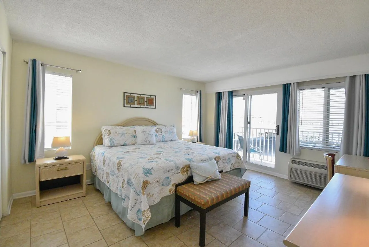 Dolphin Run Oceanfront Suites Virginia Beach 0*,
