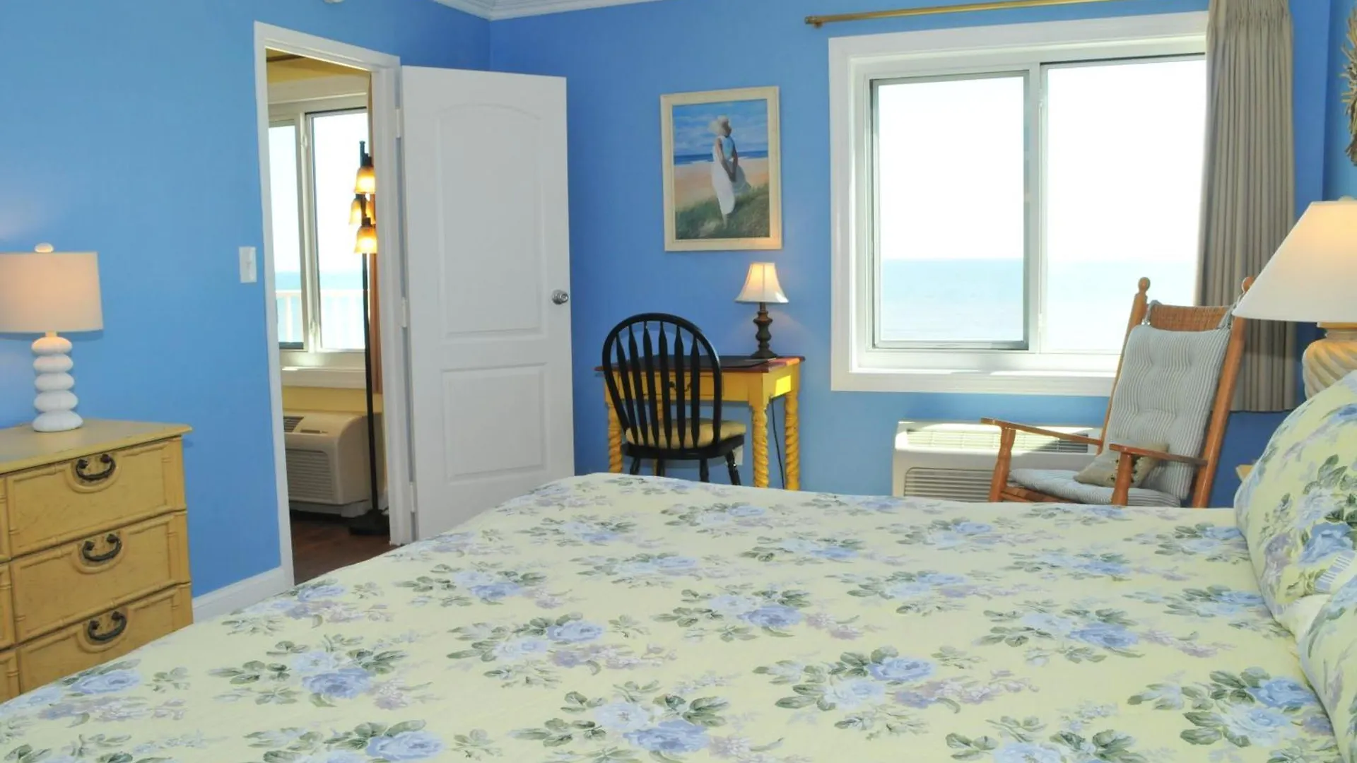 Apartment Dolphin Run Oceanfront Suites Virginia Beach